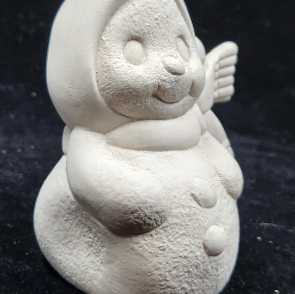 Cute Little 3 3/4" Tall Ready To Paint Ceramic Bisque Snowman With Hat and Scarf - Picture 10 of 10